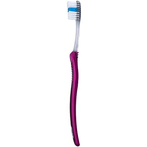 Oral-B Indicator Toothbrush Flat Trim, Compact Head 30, Soft - - Product Imagery