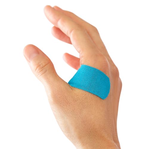 CURAD Performance Series Antibacterial Bandages, Extreme Hold - Product Imagery