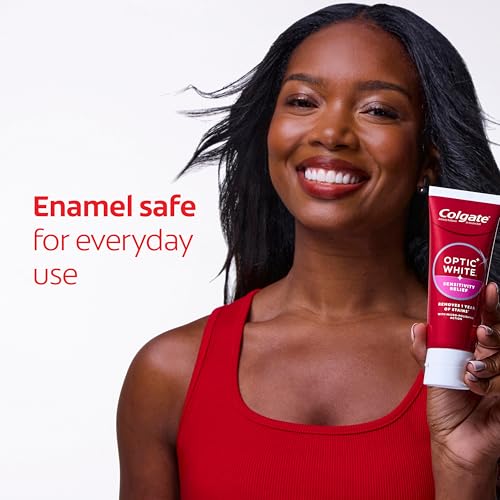 Colgate Optic White Sensitivity Relief Whitening Toothpaste, 3 - Product Imagery