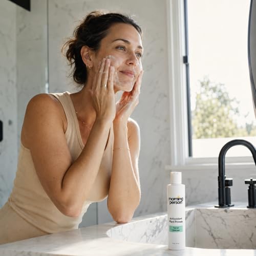 Morning Person Gentle Facial Cleanser with Kale & Green Tea - Product Imagery