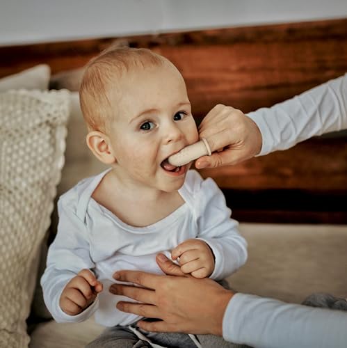 Moonkie Baby Finger Toothbrush Tongue Oral Cleaner Kit for 3 - Product Imagery