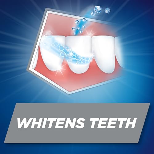 Aquafresh Extreme Clean Whitening Action Fluoride Toothpaste, - Product Imagery