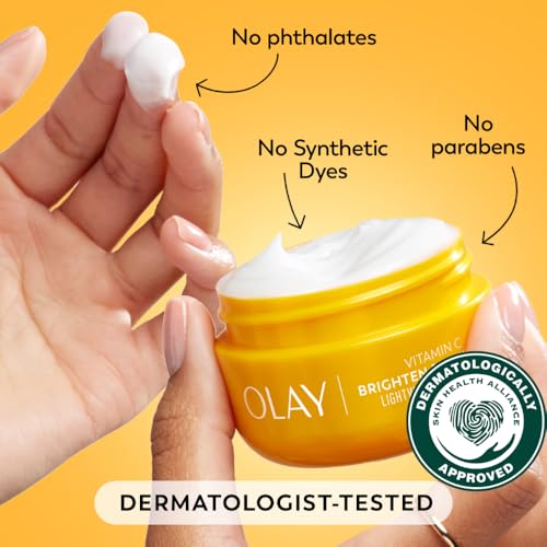 Olay Regenerist Radiance Vitamin C Face Moisturizer: Bright & - Product Imagery