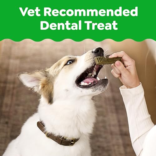 Greenies Petite Natural Dental Dog Treats, Blueberry Flavor, 20 - Product Imagery