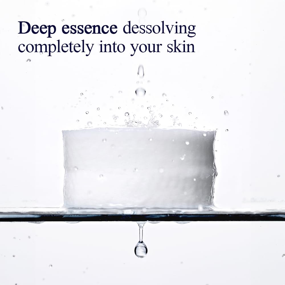 Pyunkang Yul Essence Toner Pad for Korean skincare, shown in a container with 70 pads, suitable for brightening and hydrating skin.