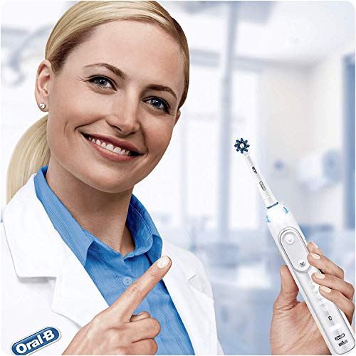 Oral B Cross Action Replacement Electric Toothbrush Heads x4 - Product Imagery