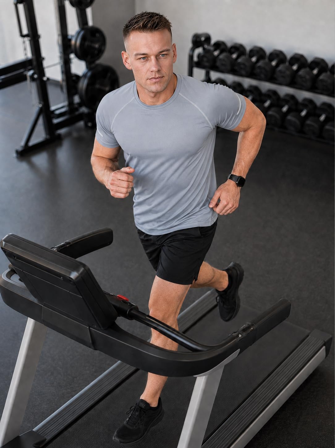 frueo Men's 1/3 Pack Workout Shirts Quick Dry Mesh Athletic T-Shirts – close-up detail in 00618 Black Gray Green