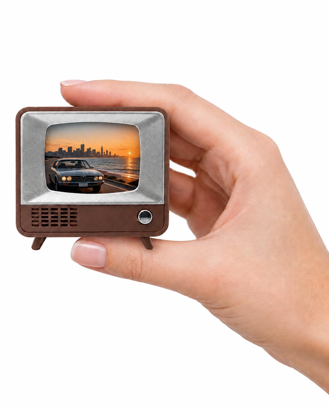 CyberShiny Mini Retro Tiny TV, 2 Inch Screen HD Display Real Working TV, Portable Vintage Small Television Supports Cust