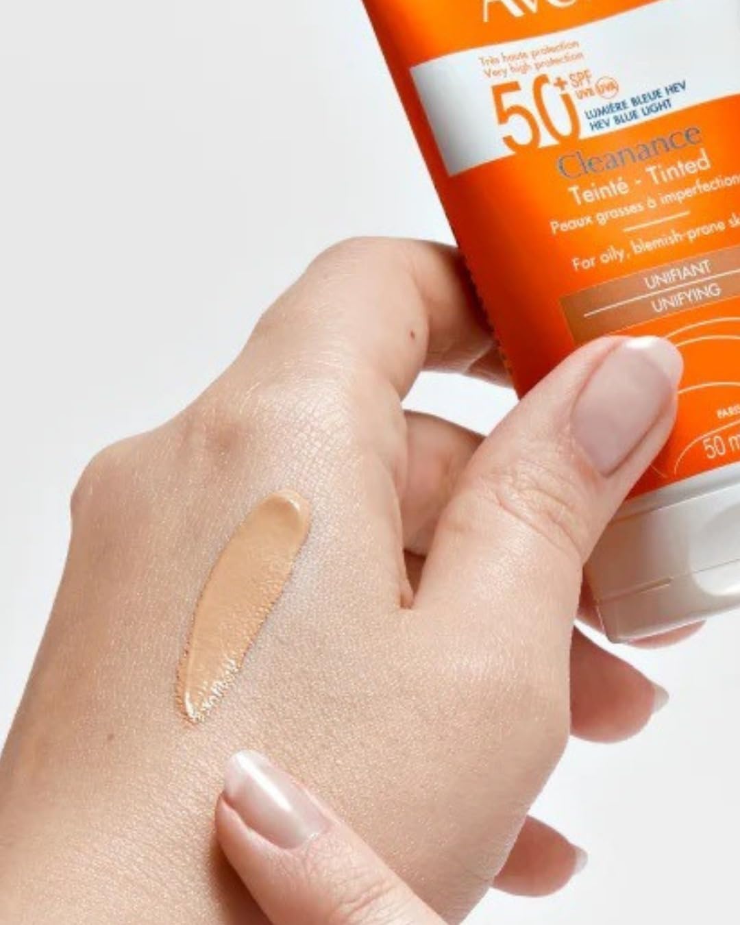 Clean Solaire Tinted SPF 50 Facial Sunscreen – For Face and Neck, Oily & Acne-Prone Skin, Sebum-Regulating, Tone-Evening