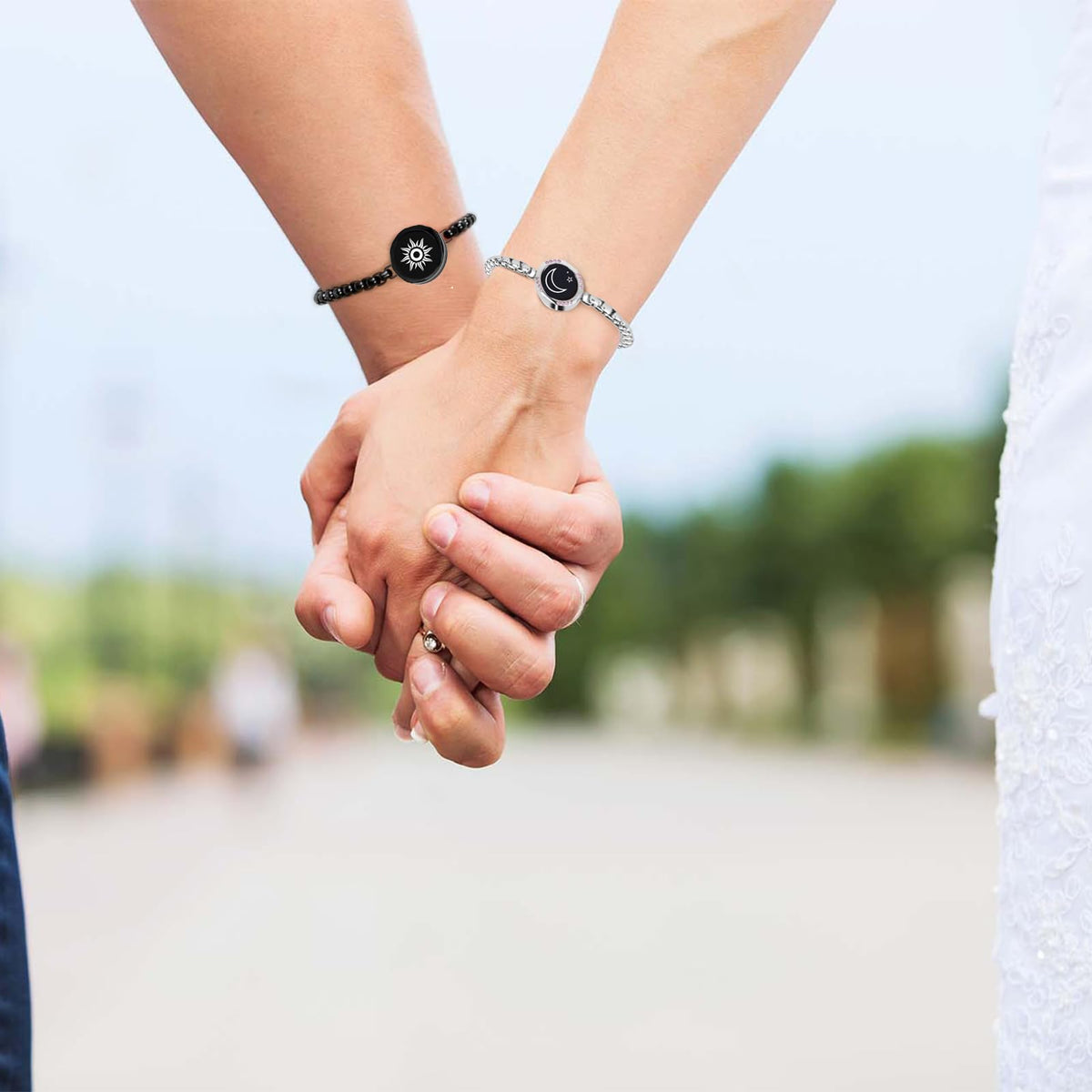 INOWL Long Distance Touch Bracelets, Vibration & Light up for Love Couples Bracelets,Send SOS SMS,Relationship Bracelets