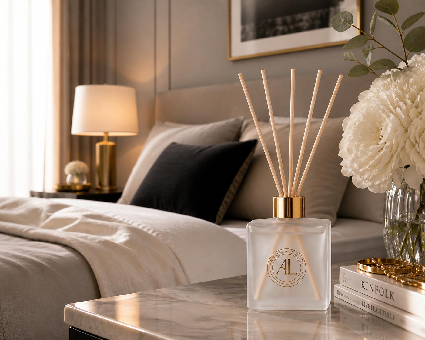 Aroma Loft Frosted Reed Diffuser in Cashmere Vanilla scent, 5oz bottle with reed sticks for home fragrance and decor.