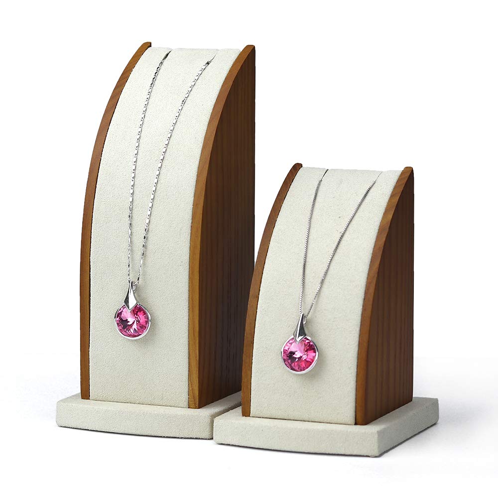 Oirlv – Jewelry Towers on display