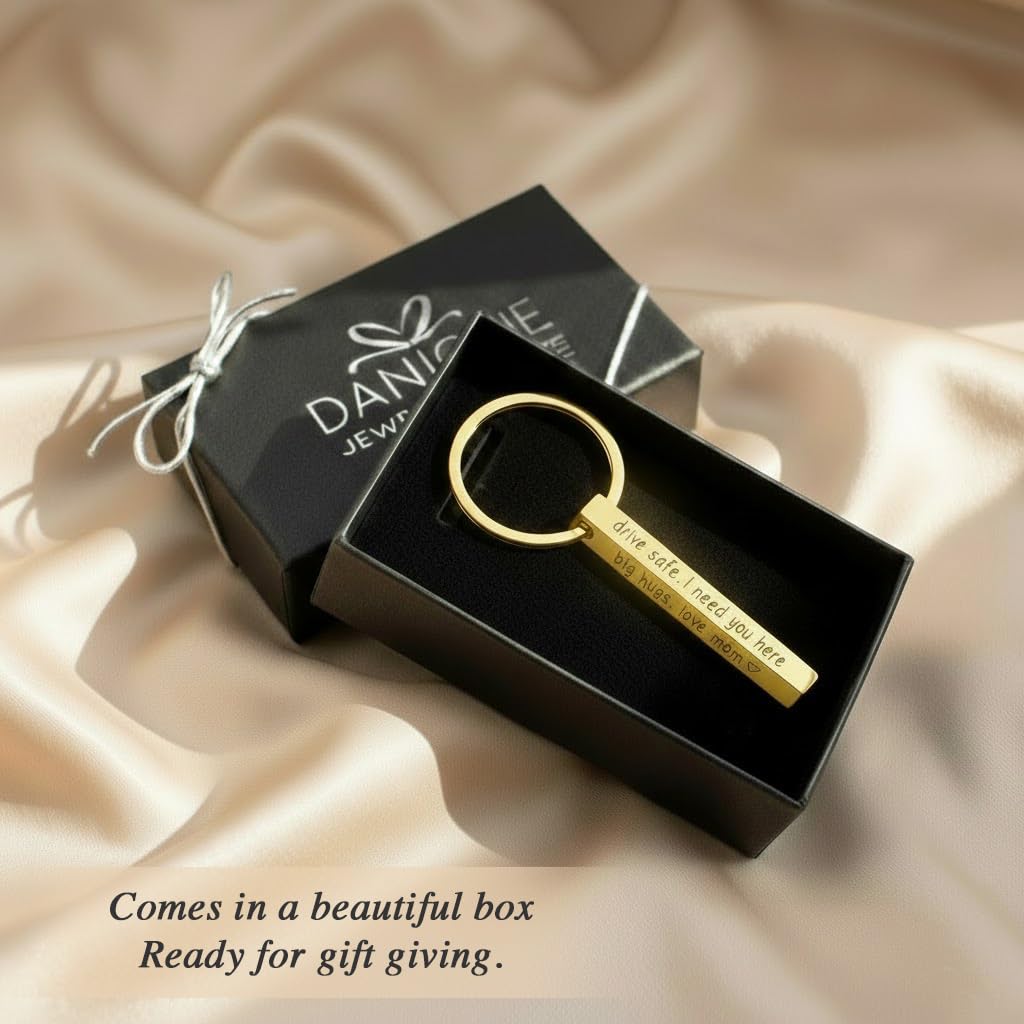 Danique Jewelry Personalized 3D Bar Keychain with Name, Handwriting, Photo, 4-Sided – full view