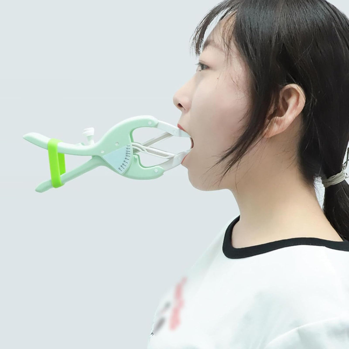 Flaring Mouth Opener Dental Cheek Retractor Mouth Exerciser - ROFALI Official Imagery - 3