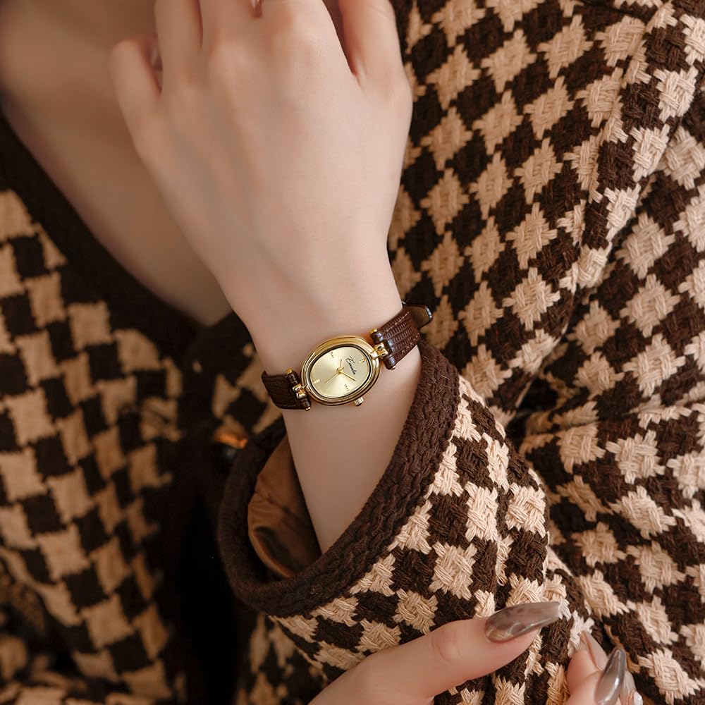 CARLIEN Women's Vintage Fashion Small Gold Oval Quartz Watches – close-up detail