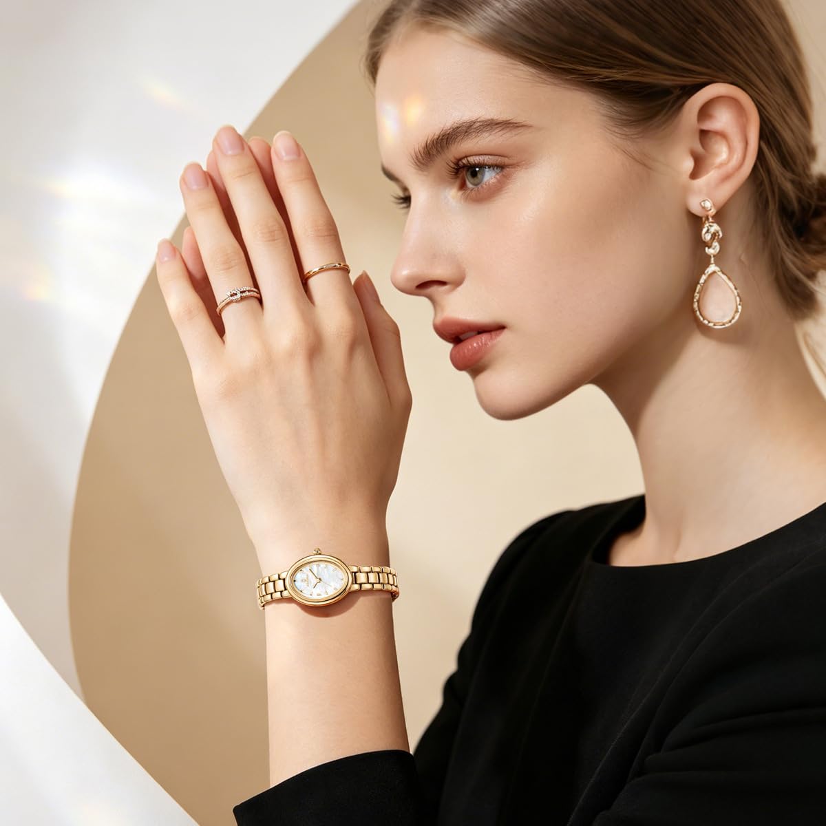 MASTOP Women’s Oval Bracelet Watch Stainless Steel Easy Read Dial – close-up detail in Multicolor