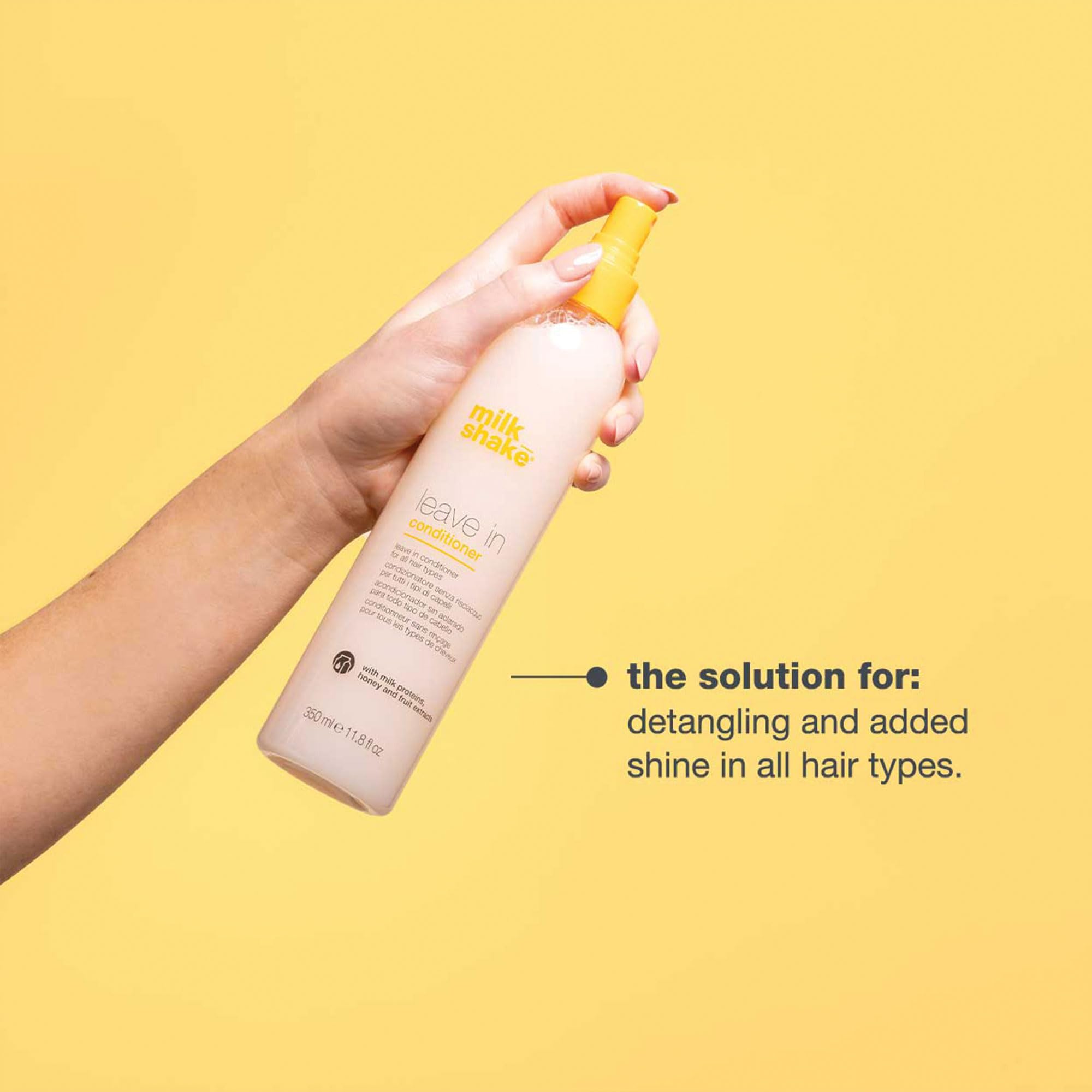 milk_shake vanilla leave-in conditioner spray in 11.8 oz bottle, detangling and nourishing hair conditioner with vanilla scent