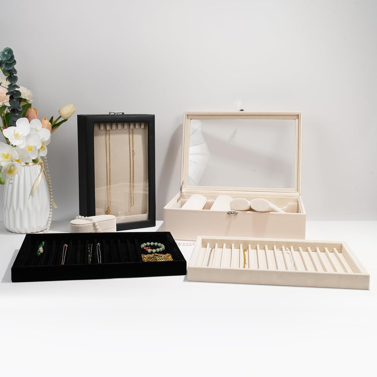 OrizeGe Bracelet Holder Rods Bangles Box Organizer Display – close-up detail in Black