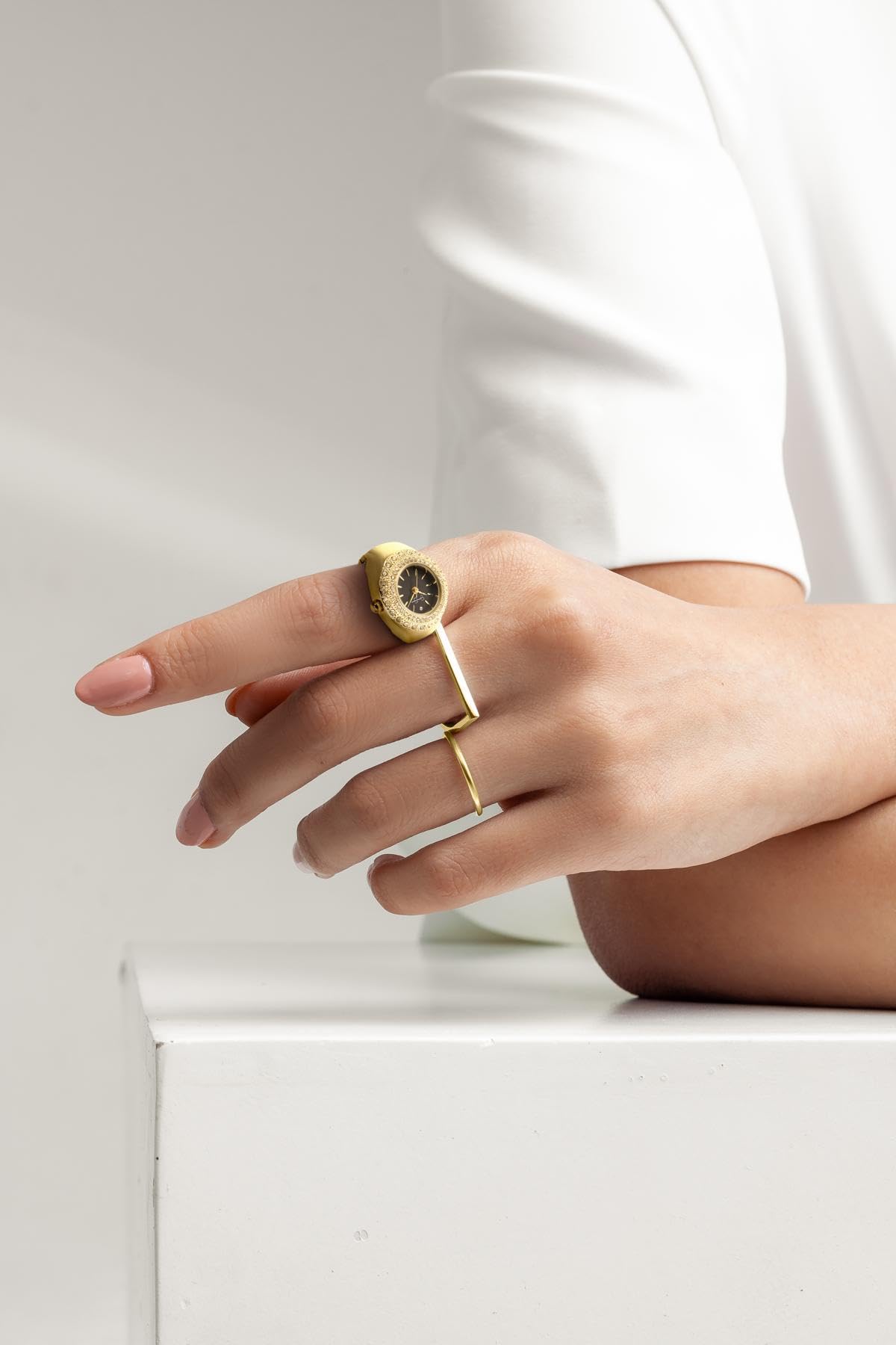 Jessica Simpson Women's Ring Watch, Fashion Jewelry Accessory – packaging and label