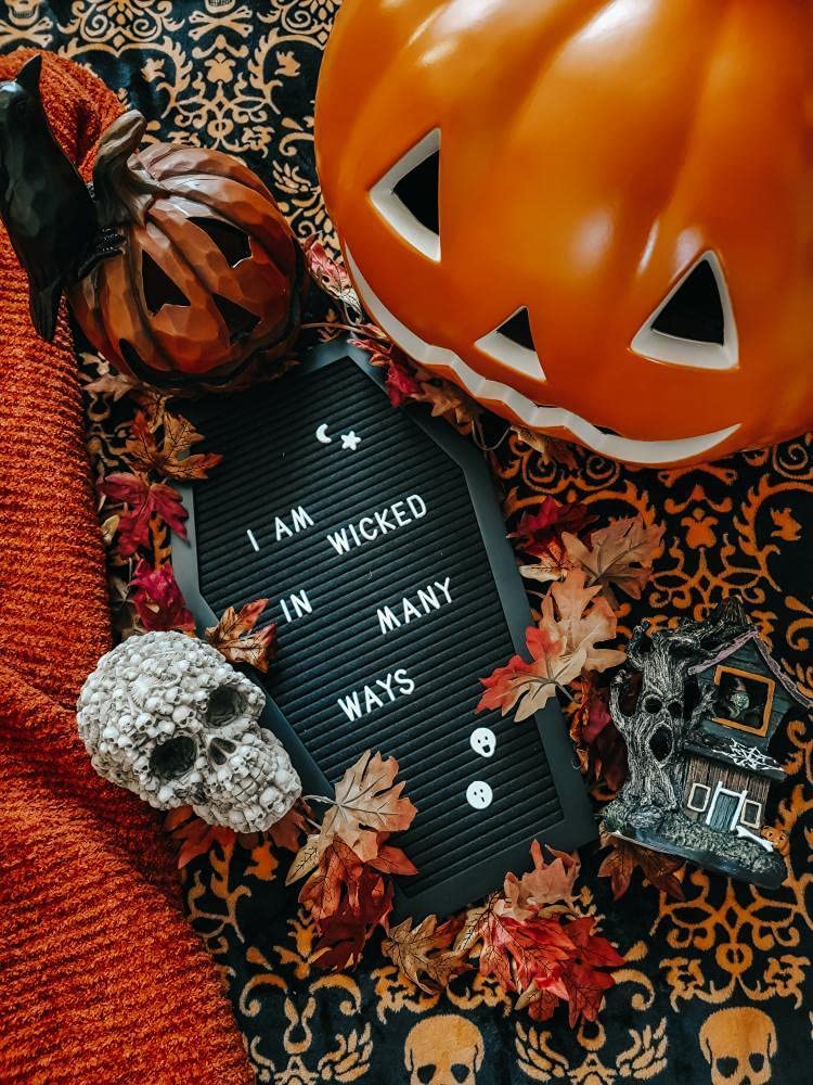 Nomnu Coffin Letter Board with 80 Spooky Emojis and Bat Stickers, 17x10.5" – product photo (Changeable Letter Boards
