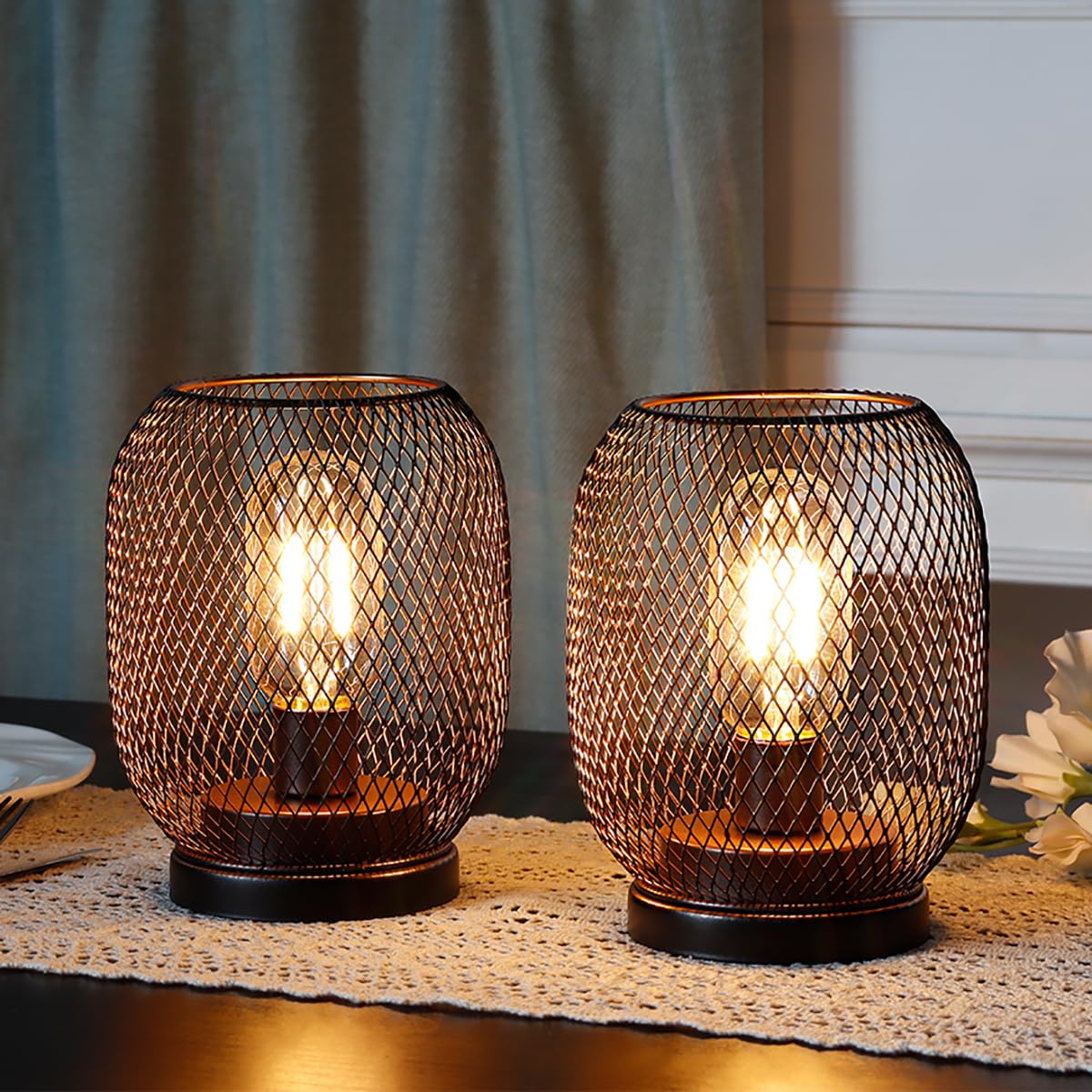 JHY DESIGN Set of 2 Metal Cage LED Lantern Battery Powered,Cordless Accent Light with LED.Great for Weddings,Parties,Pat