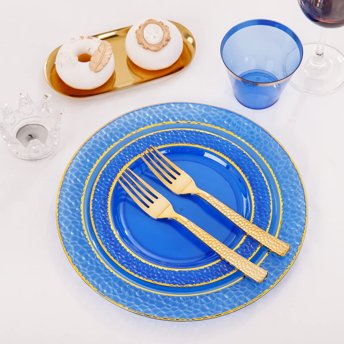 Nervure – Plates on display