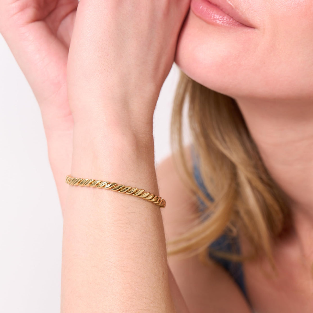 Electric Picks Madden Bracelet, Gold Plated Cable Chain Bracelet for Women – close-up detail in Gold