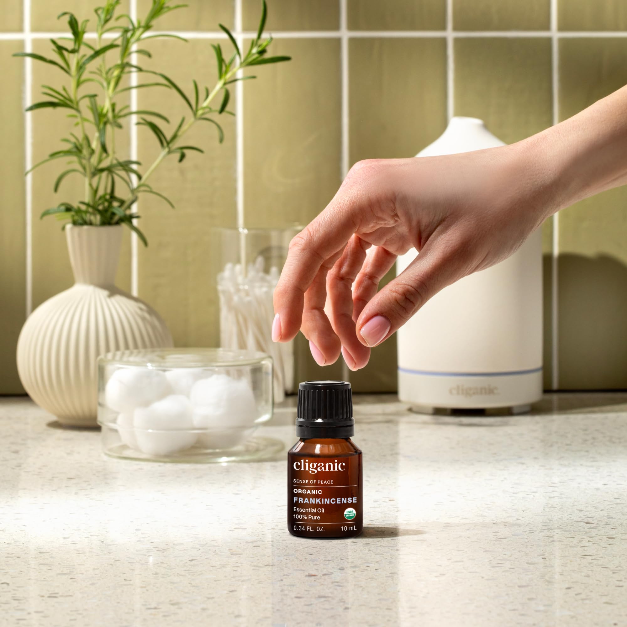 Cliganic Organic Frankincense Essential Oil Boswellia