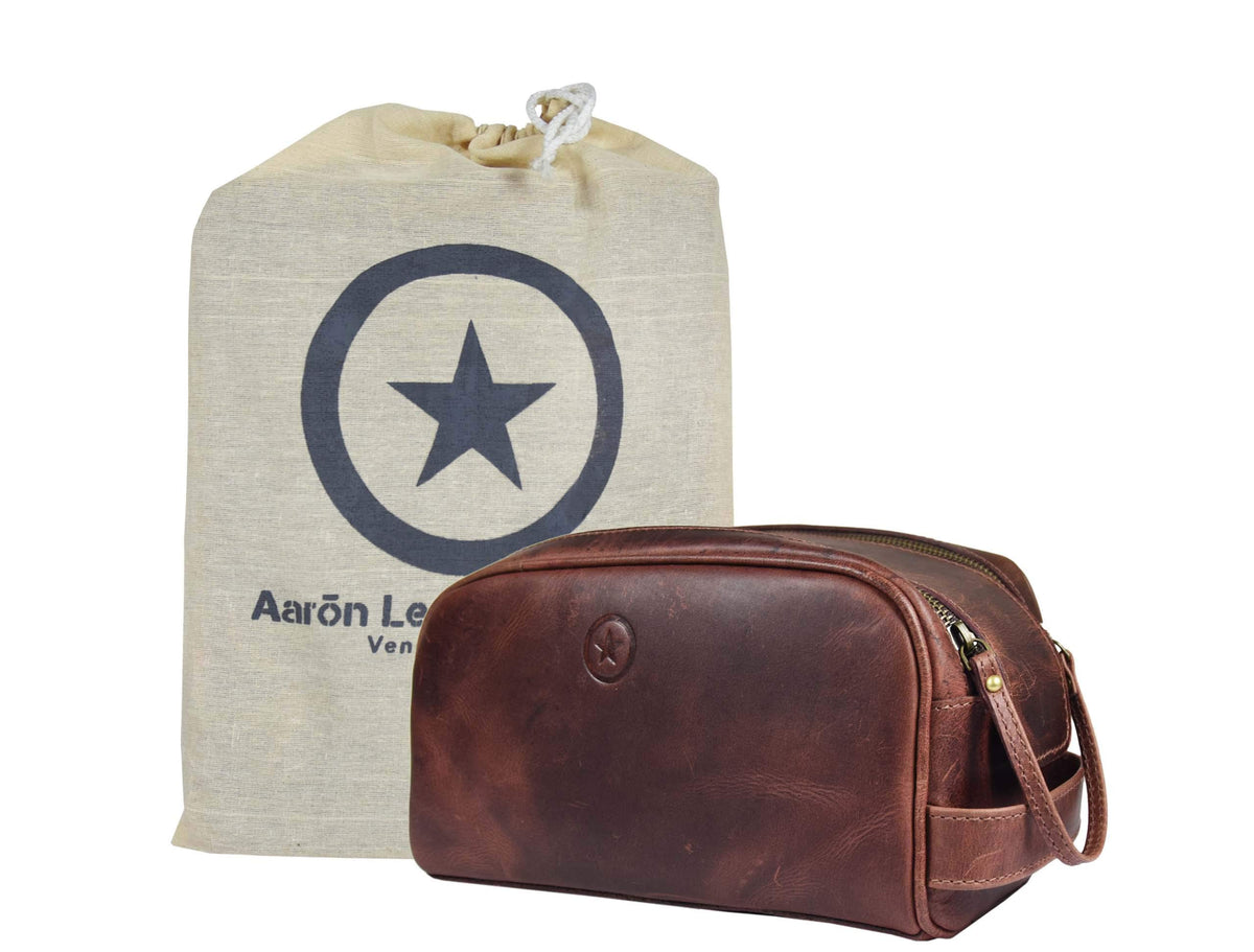 Premium leather toiletry travel pouch by Aaron Leather Goods Vendimia Estilo, waterproof design with multiple compartments.