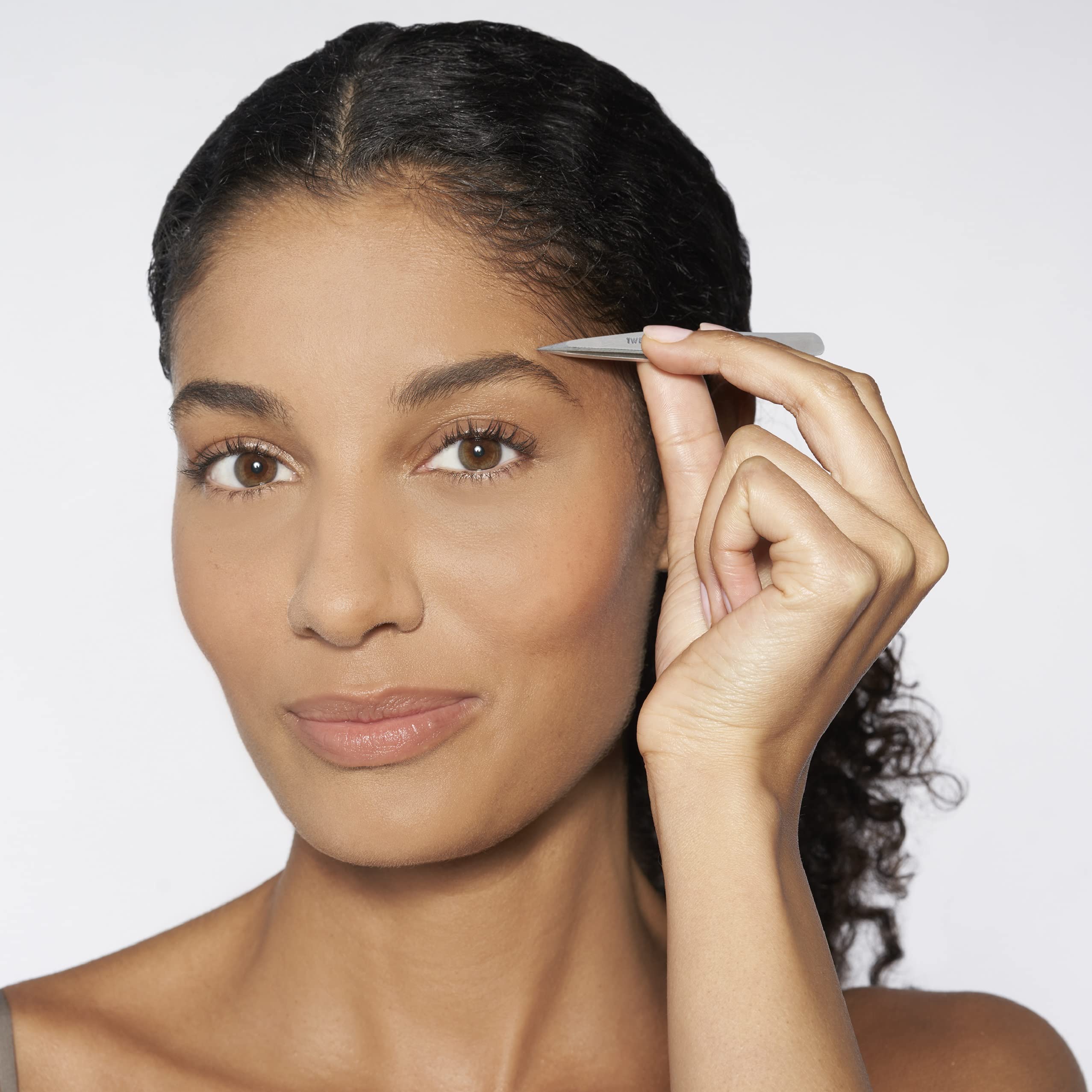 Tweezerman Petite Tweeze Set with precision eyebrow tweezers for detailed brow shaping and removal.