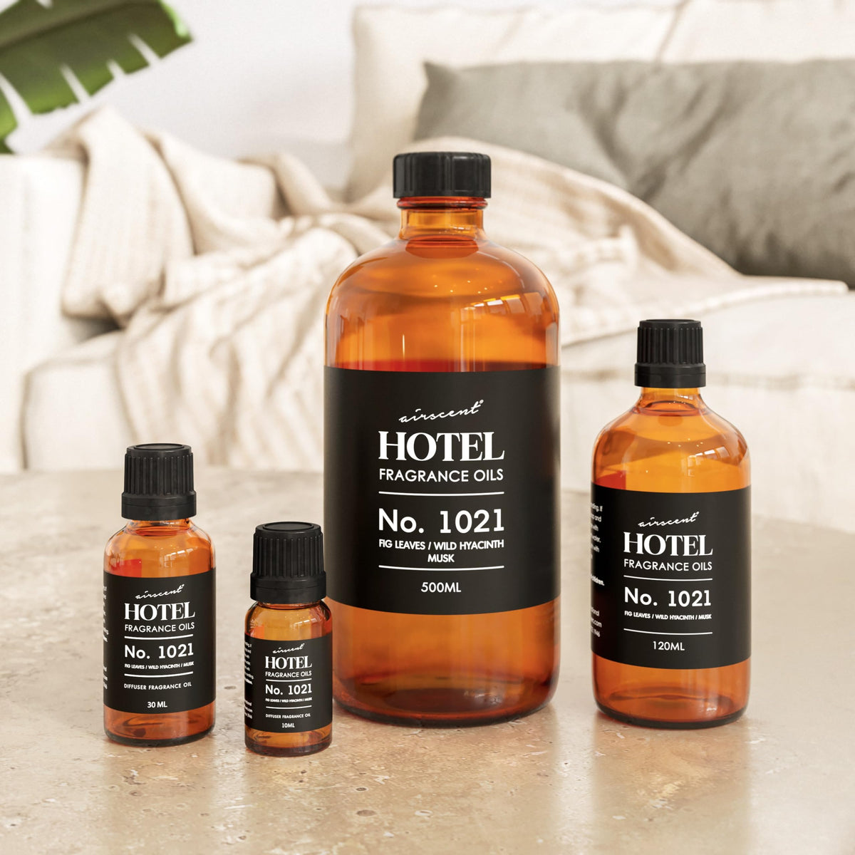 Air-Scent AirScent Hotel Diffuser Oil No. 1021 - Fig Hyacinth Sandalwood - 500 mL – close-up detail in Amber