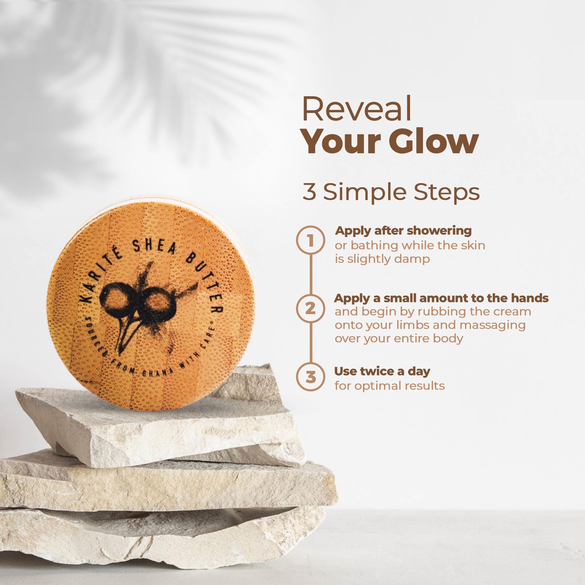 Karité Shea Butter nourishing lip balm with shea butter, jojoba, and rosehip oil, for intense moisture and dry lips.
