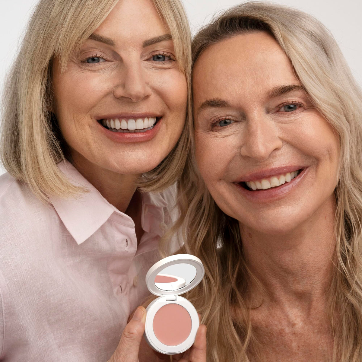 Rumi Cosmetiques EyeCorrect Under Eye Brightener for Older - Rumi Cosmetiques Official Imagery - 6