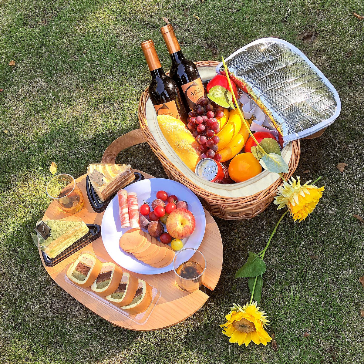 Hap Tim Wicker Picnic Basket Set for 2 with Mini Folding - Hap Tim Official Imagery - 3