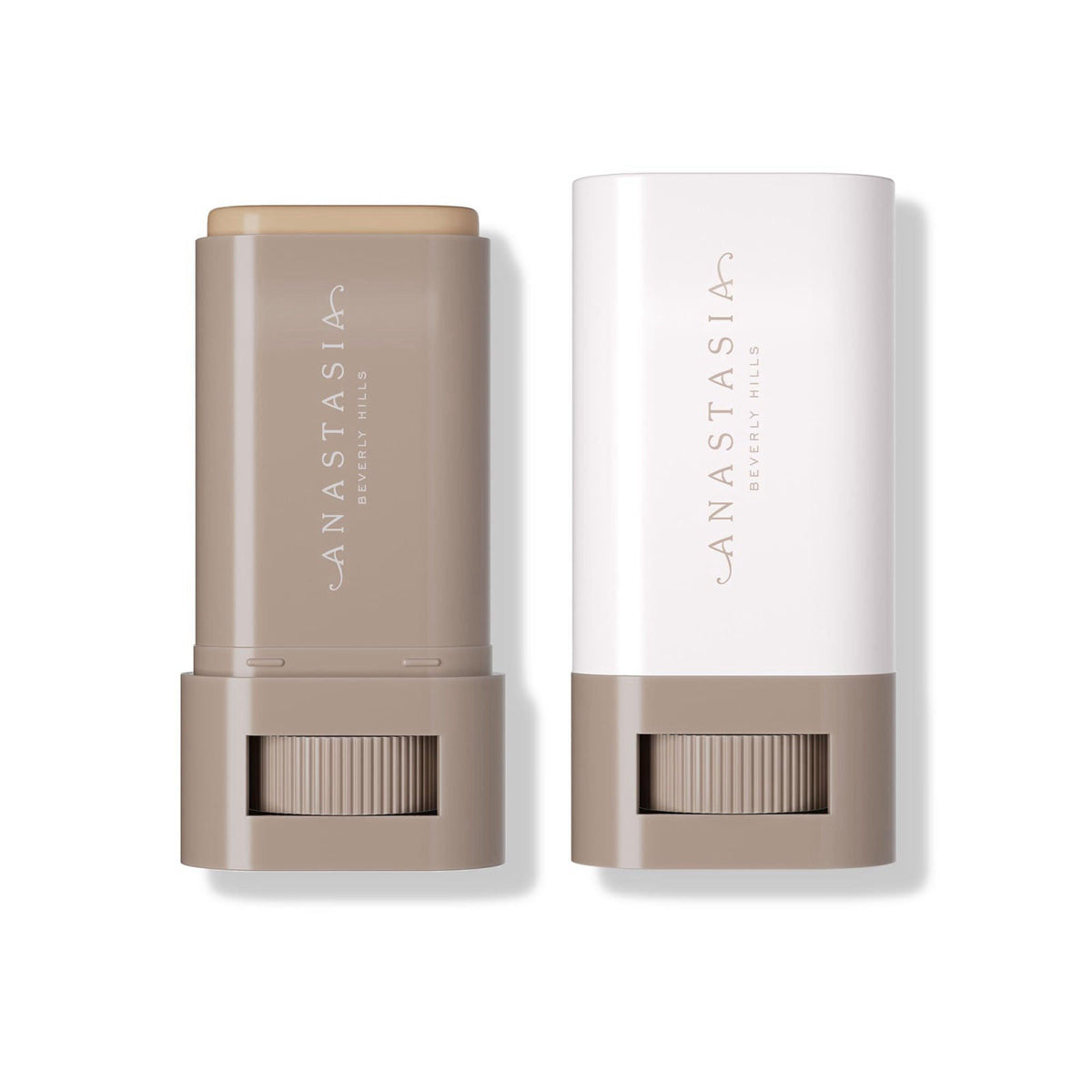 Anastasia Beverly Hills - Beauty Balm Serum Boosted Hydrating Skin Tint – close-up detail