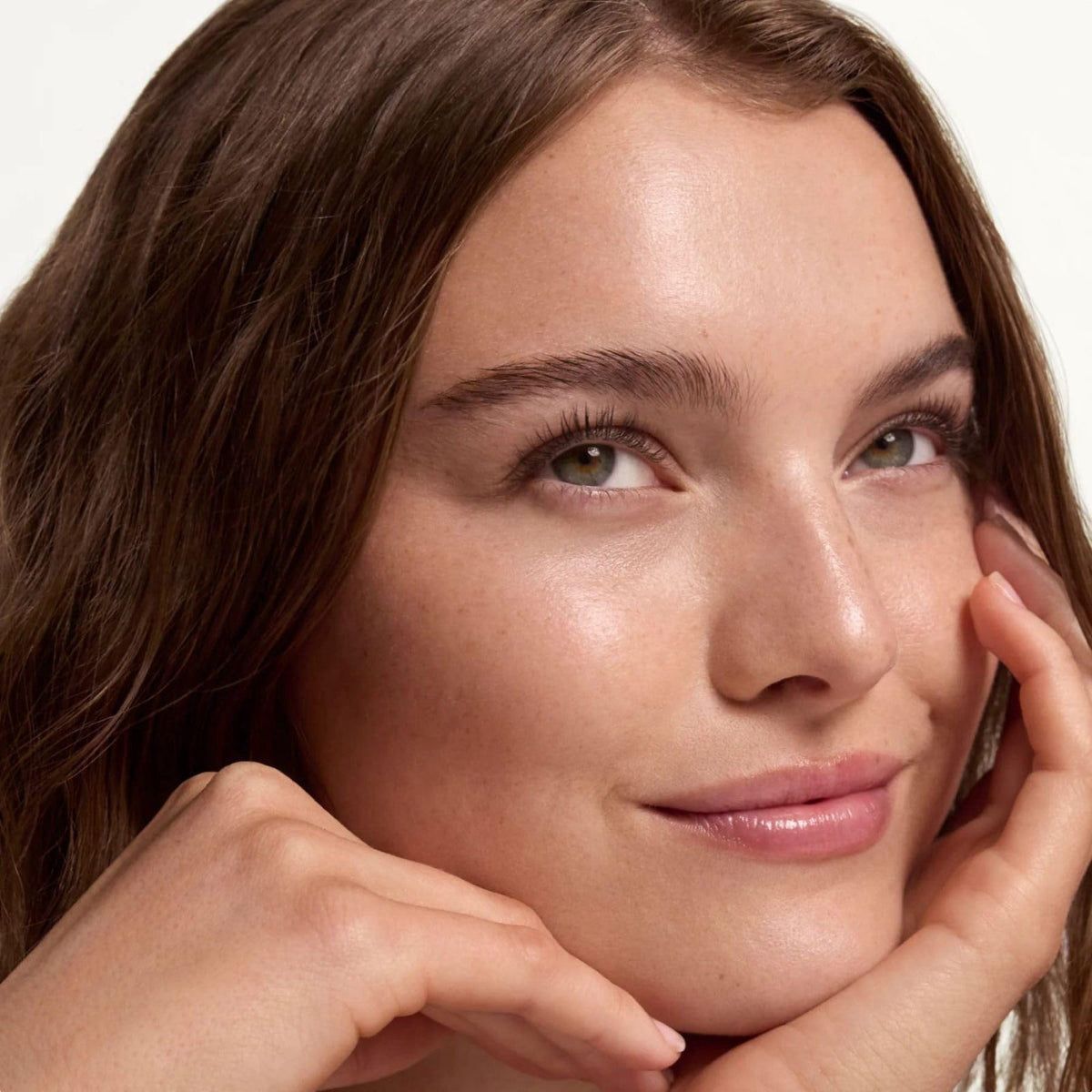 Summer Fridays Sheer Skin Tint - Tinted Moisturizer with Hyaluronic Acid - Helps Diminish Uneven Skin Tone - Sheer to Li