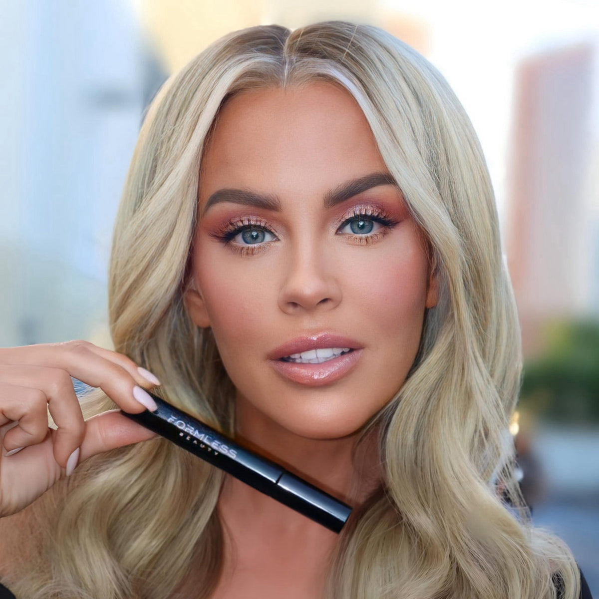Formless Beauty by Jenny McCarthy Elevate Mascara & Classic Eyeliner, Black – back view and specifications