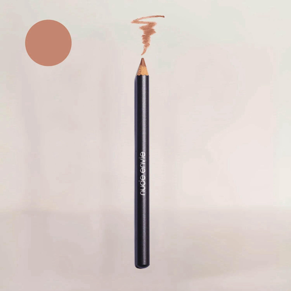 nude envie – Lipstick on display