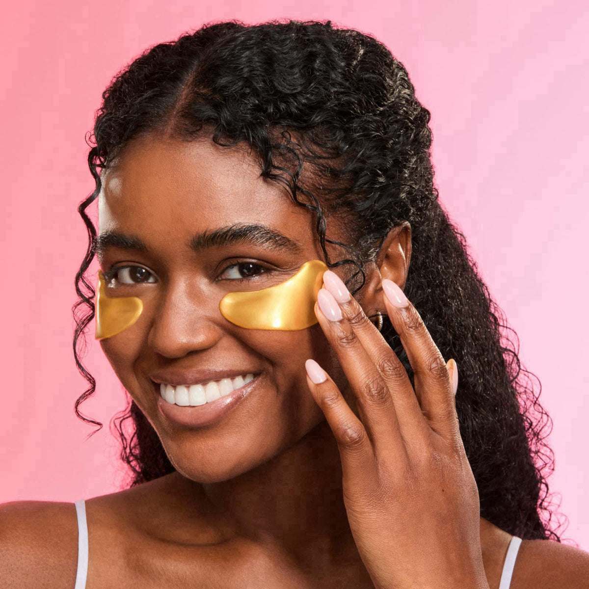 grace & stella Award Winning Eye Patches for Women (24 Pairs, Gold) – back view and specifications