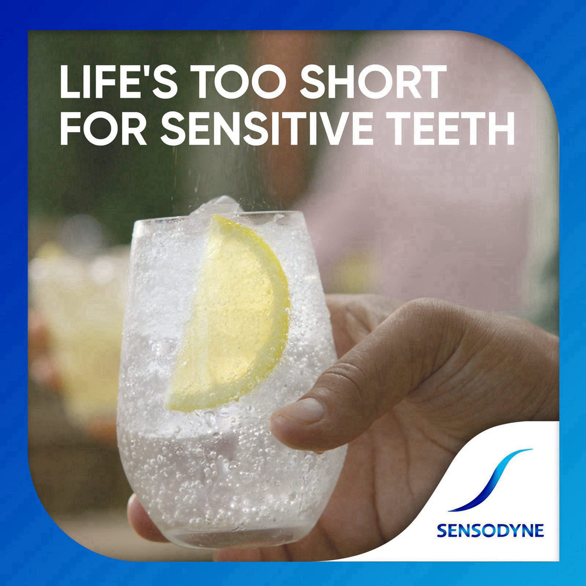 Sensodyne Repair and Protect Whitening Toothpaste, 3.4 oz (Pack of 4) – close-up detail