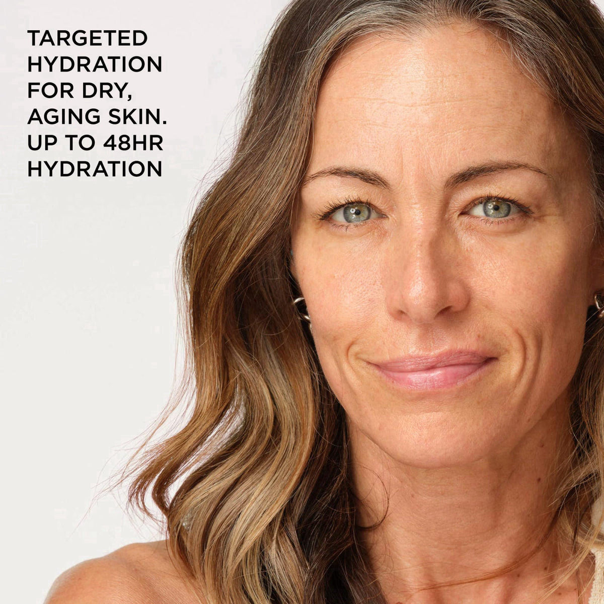 IT Cosmetics Confidence in a Cream Anti-aging Hydrating Facial Moisturizer – alternate angle