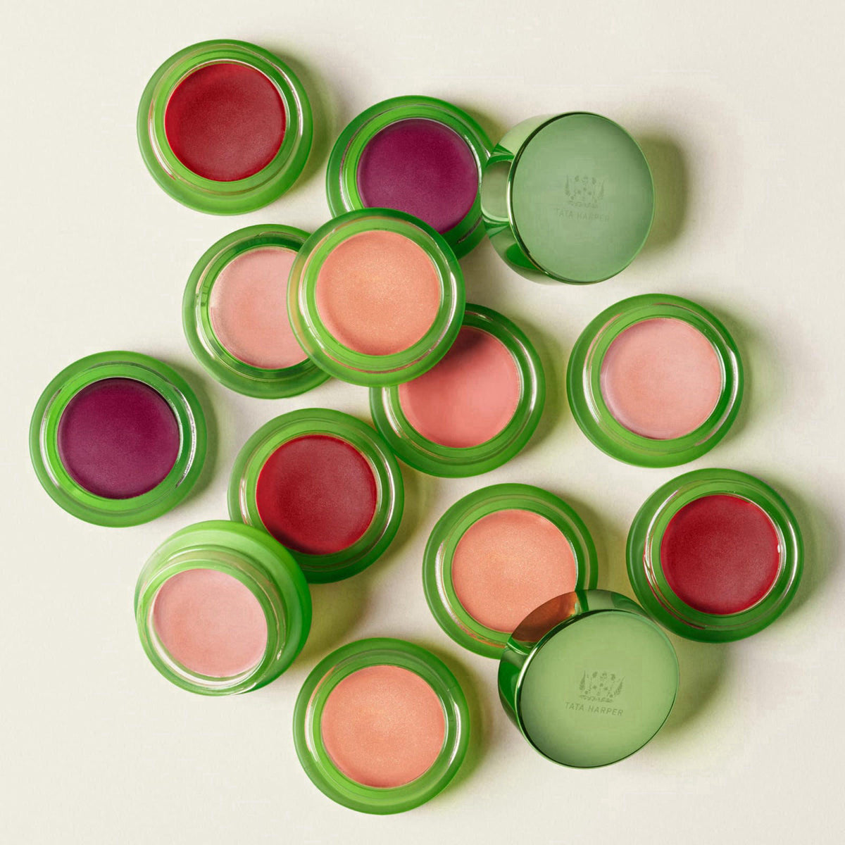 Tata Harper Cream Blush, Dewy Cream Blush, Natural Makeup, Natural Ingredients – close-up detail in Deep Berry