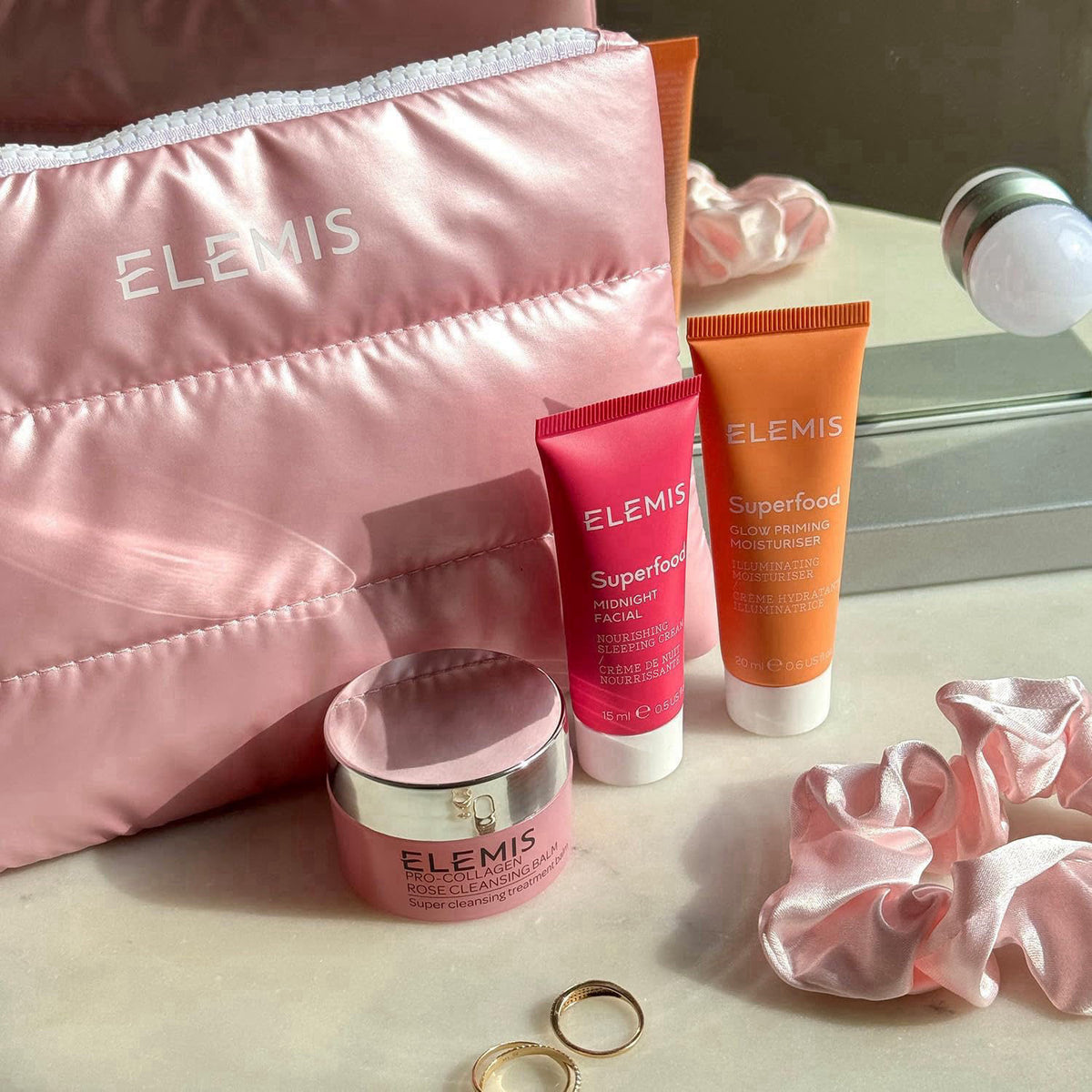 ELEMIS Way to glow kit, Amazon Exclusive 3 Piece travel set ($70 Value) – Facial Kits on display
