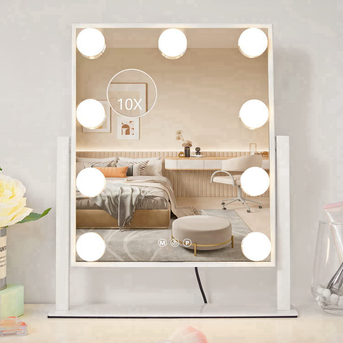 NUSVAN – Makeup Mirrors on display