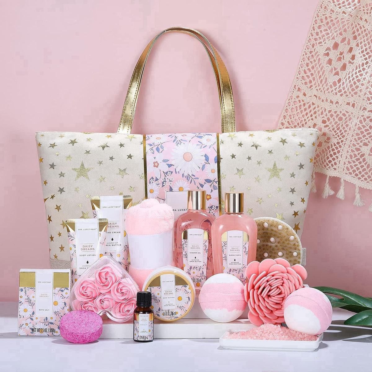 Spa Luxetique Daisy Dream 15pc Spa Gift Baskets Gifts for Women – close-up detail