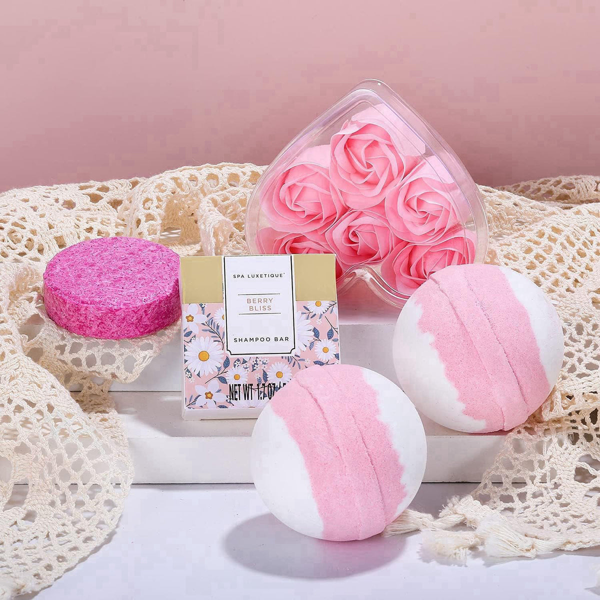 Spa Luxetique Daisy Dream 15pc Spa Gift Baskets Gifts for Women – alternate angle