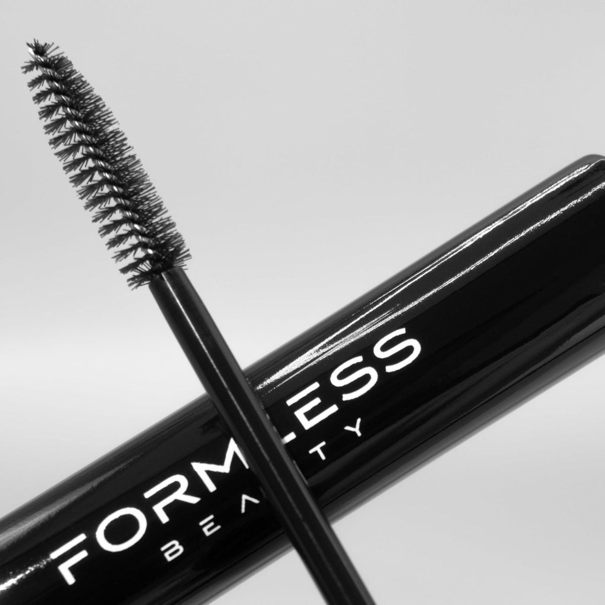 Formless Beauty – Mascara on display