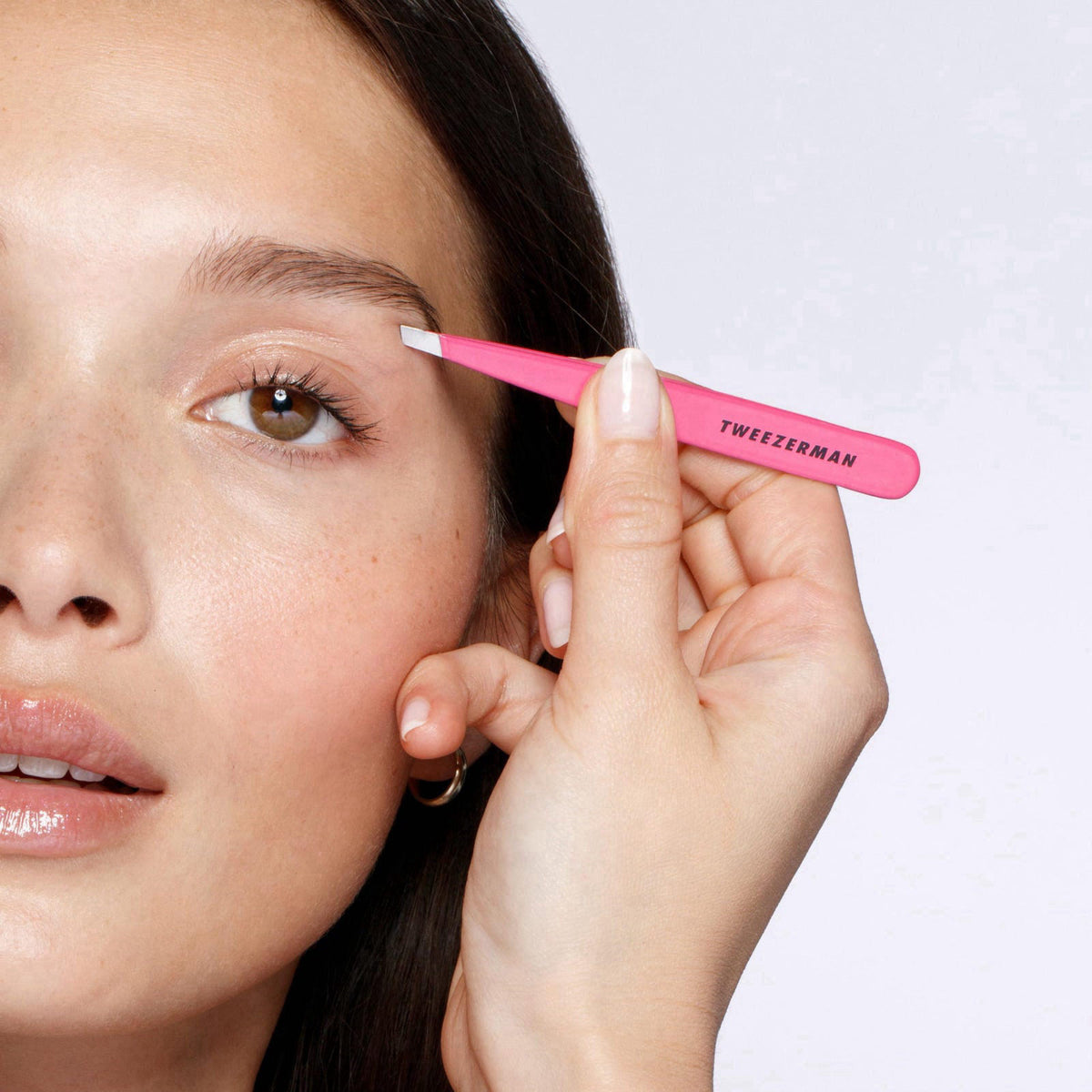 Tweezerman Slant Tweezer – Tweezerman Tweezers for Eyebrows Neon Pink – full view