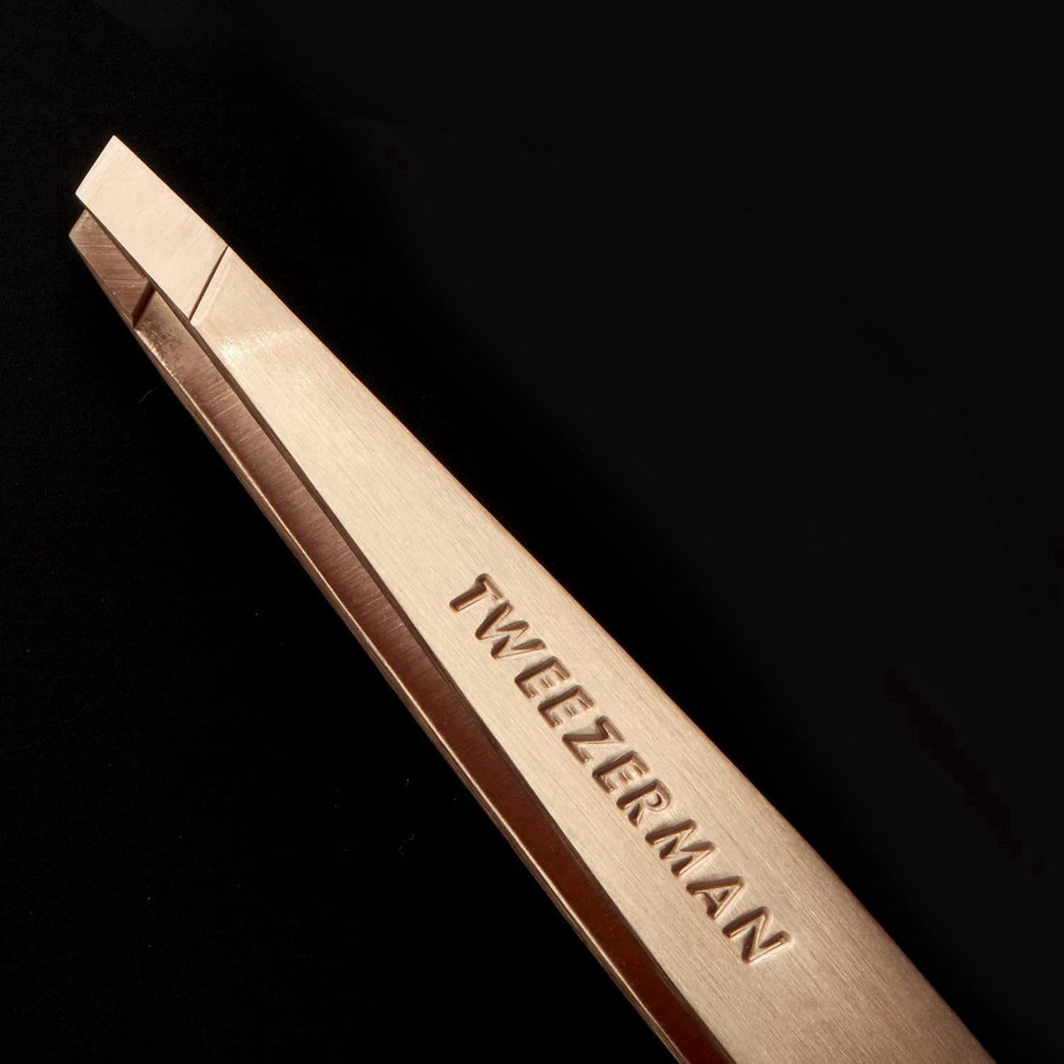 Tweezerman – Tweezers on display