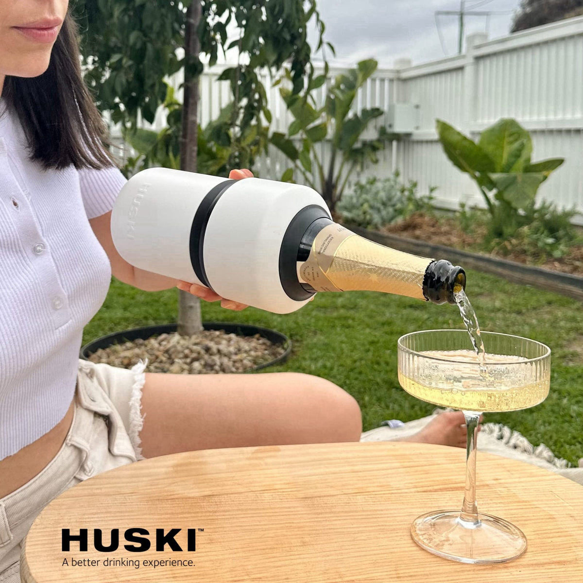 Huski Wine Chiller | Award Winning Iceless Design | Keeps Wine Cold up to 6 Hours | Wine Accessory | Next Generation Ice
